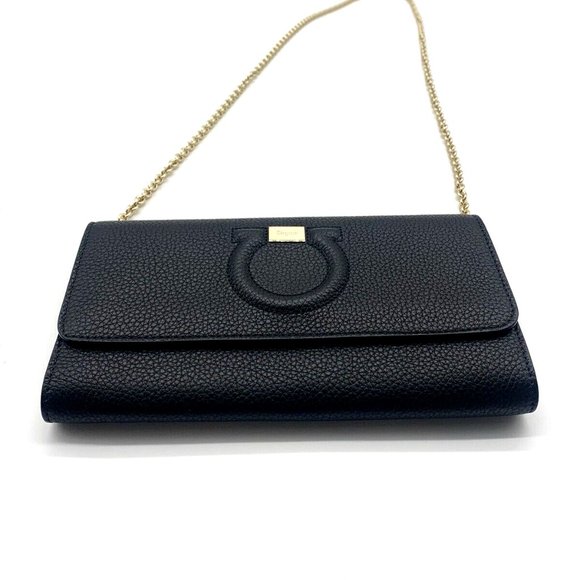 Salvatore Ferragamo Gancini City Leather Wallet on a Chain - Picture 5 of 7